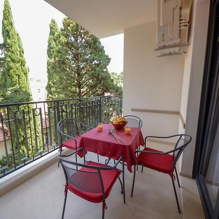 Pine 1 Apartment In The Center Trebinje Ngoại thất bức ảnh