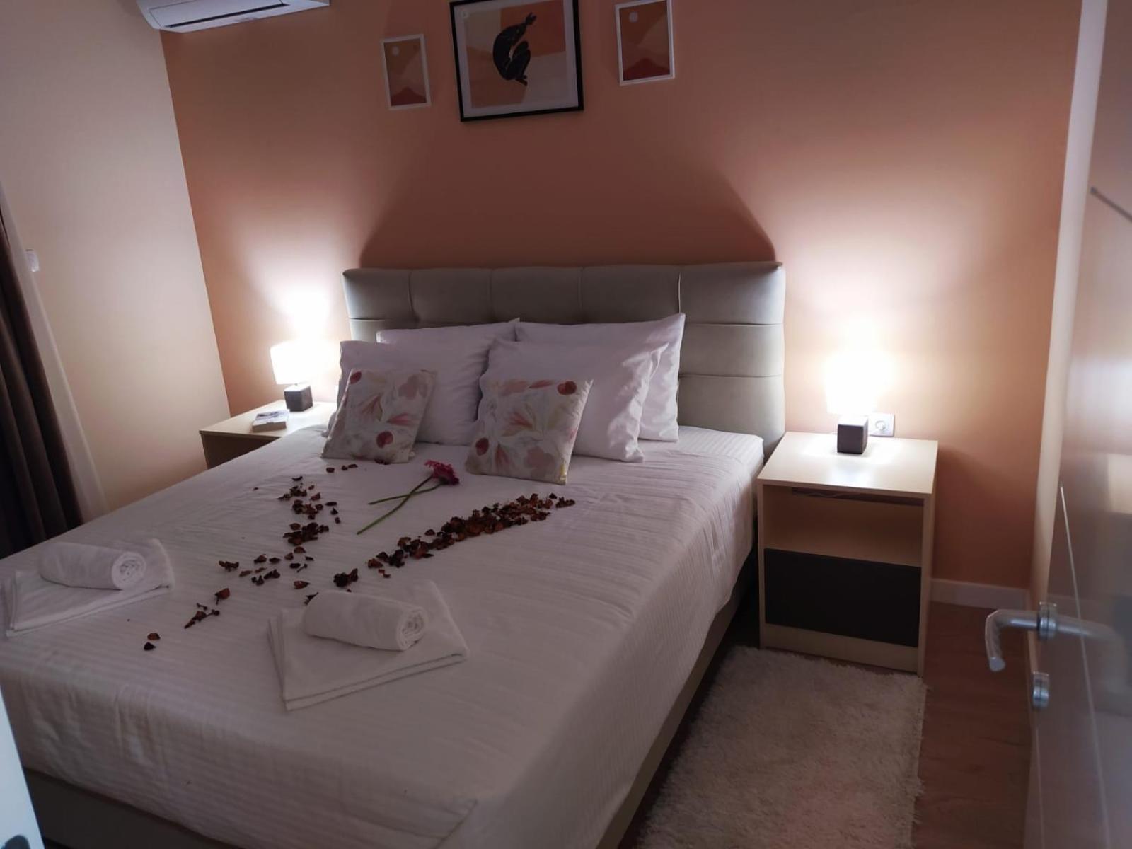 Pine 1 Apartment In The Center Trebinje Ngoại thất bức ảnh