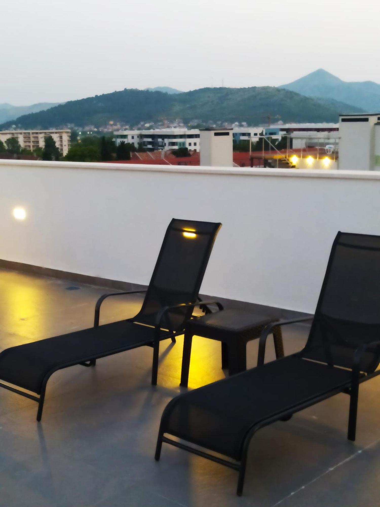 Pine 1 Apartment In The Center Trebinje Ngoại thất bức ảnh