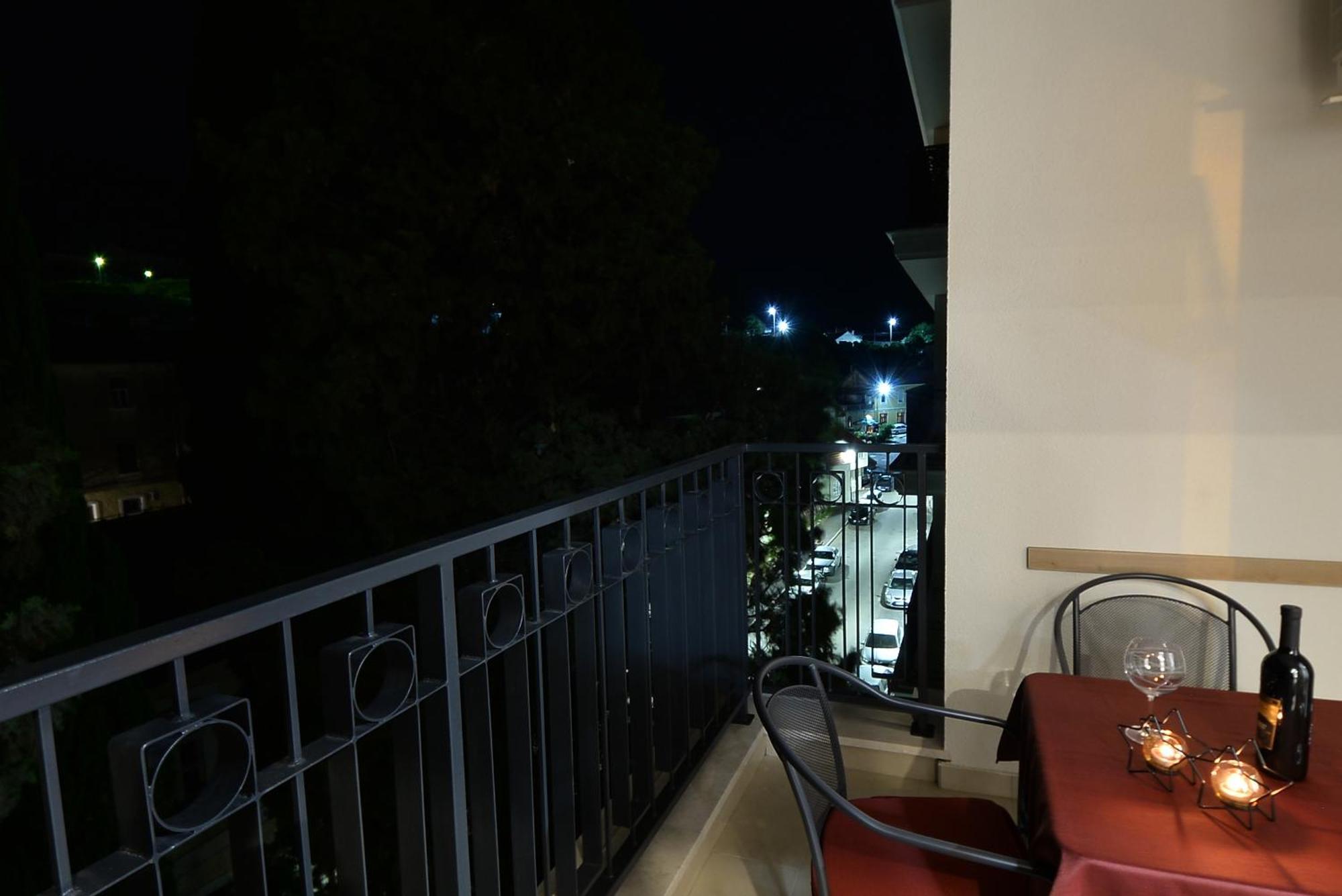 Pine 1 Apartment In The Center Trebinje Ngoại thất bức ảnh